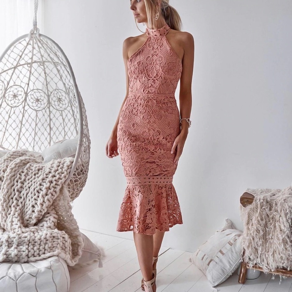 Two Sisters the Label Sonia Lace Dress Size 8 NWT